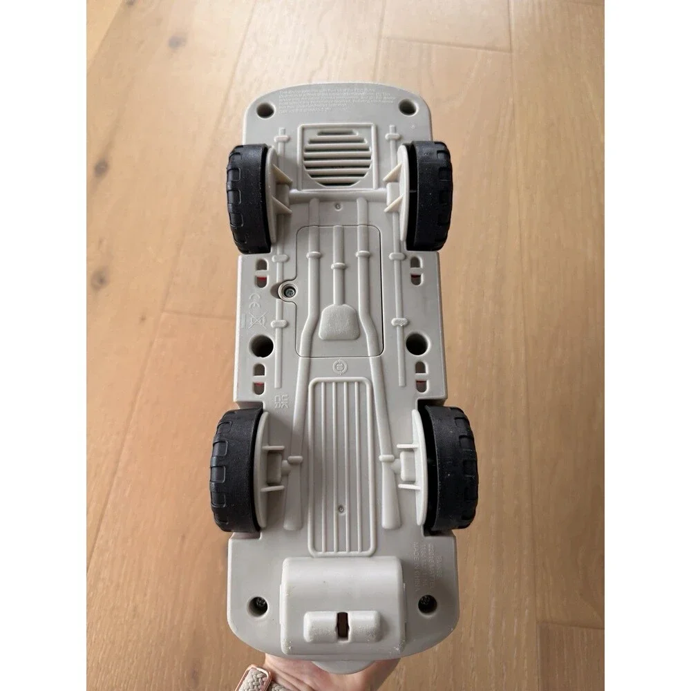 Fisher-Price Little People Barbie Beach Cruiser With Music And Sound